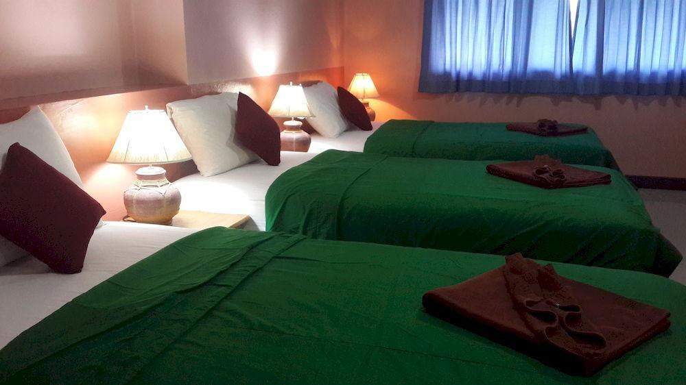 Silla Patong Hostel מראה חיצוני תמונה