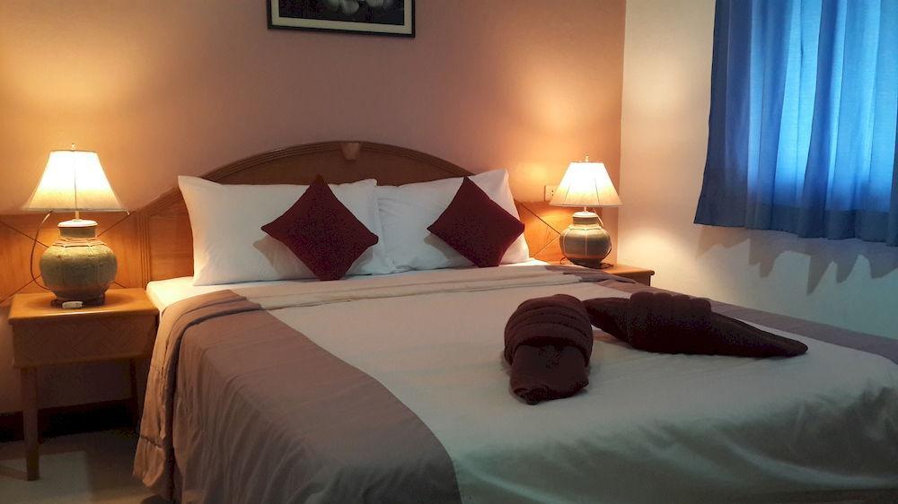 Silla Patong Hostel מראה חיצוני תמונה