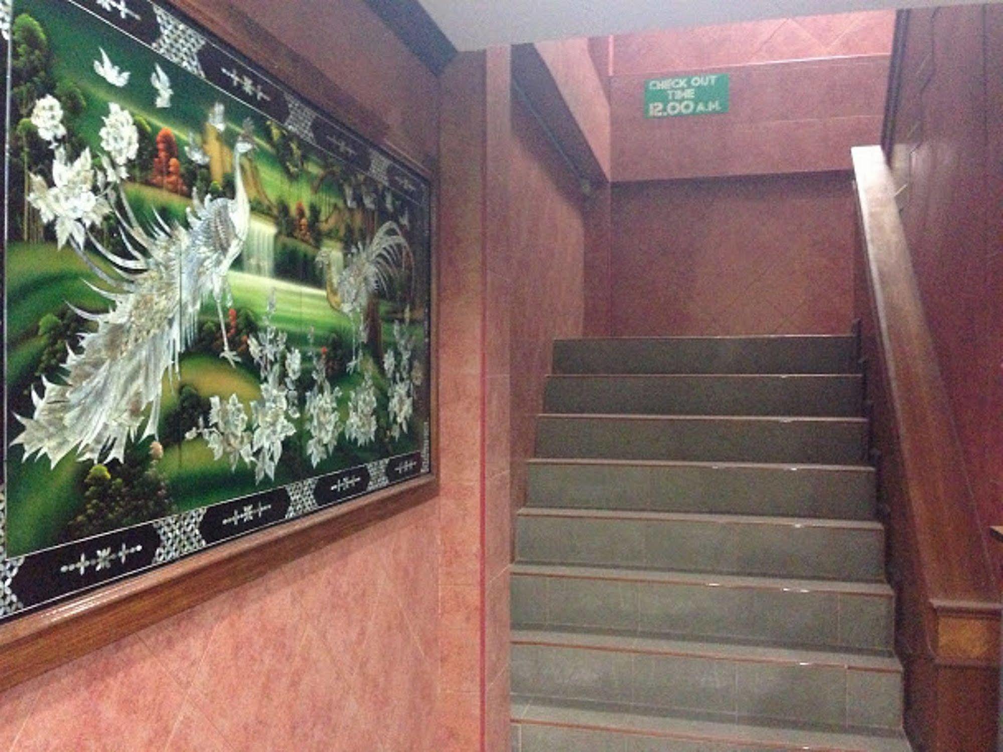Silla Patong Hostel מראה חיצוני תמונה