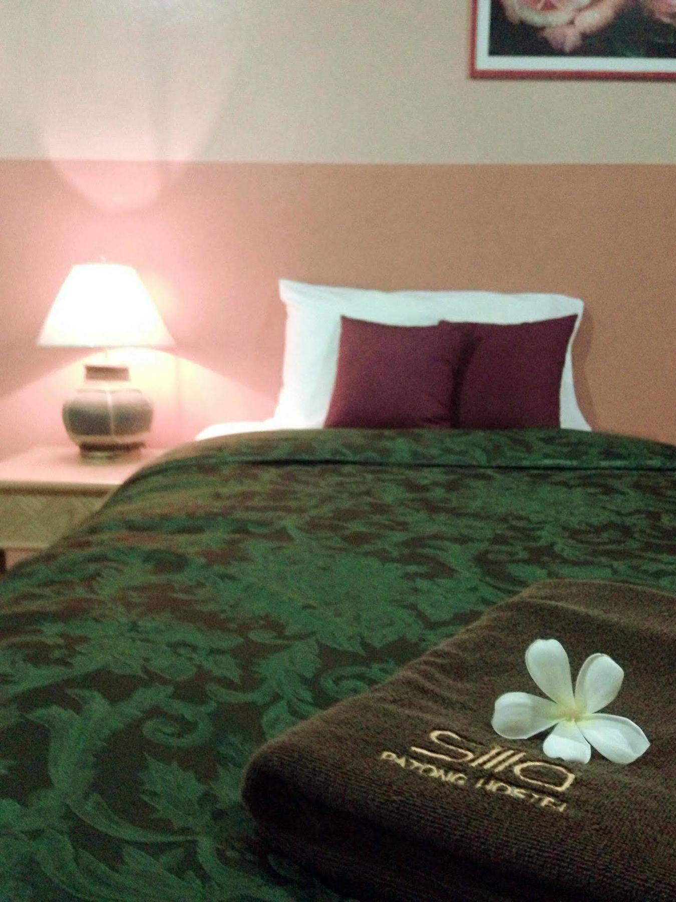 Silla Patong Hostel מראה חיצוני תמונה